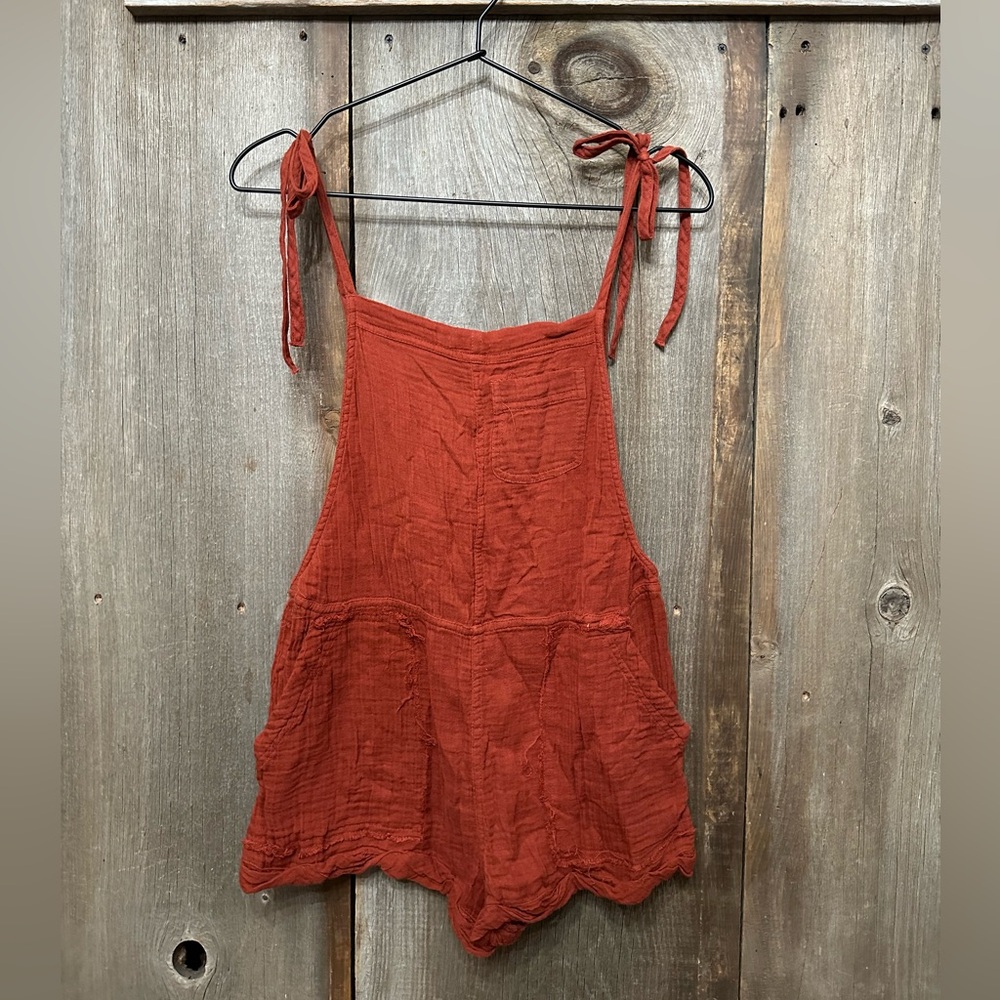 Abercrombie & Fitch Gauzy Short Overalls Romper in Rust Size Small